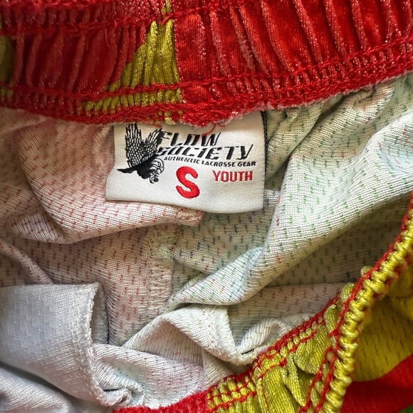 FLOW SOCIETY Lacrosse Shorts Multi Graphic Youth small - Picture 2 of 3